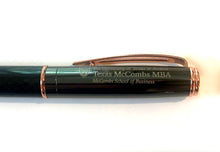 Load image into Gallery viewer, Texas McCombs MBA Gift Pen Set logo